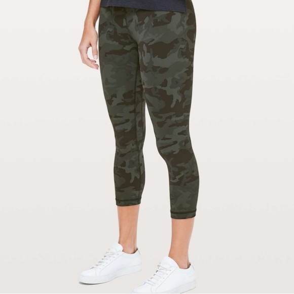 lululemon athletica Pants - Lululemon Align Crop 21” Incognito Camo Multi Gator Green